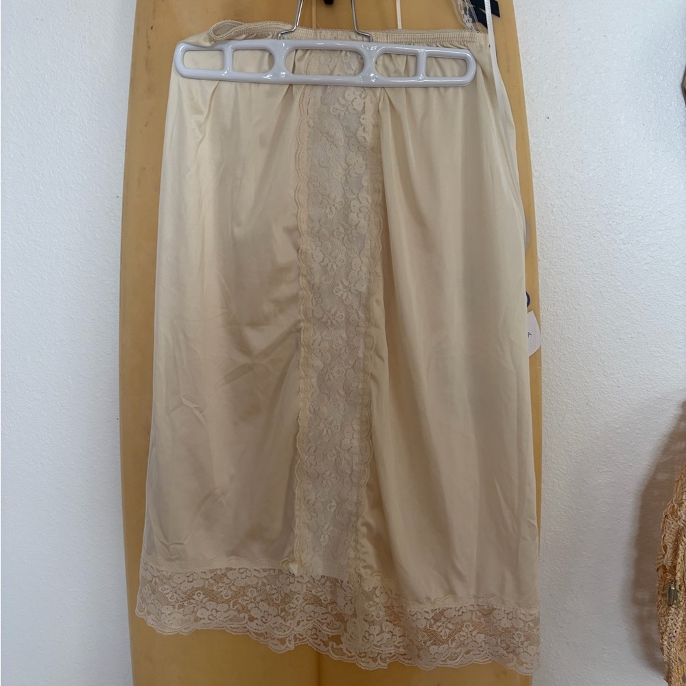 Cream Lace Trim Half Slip